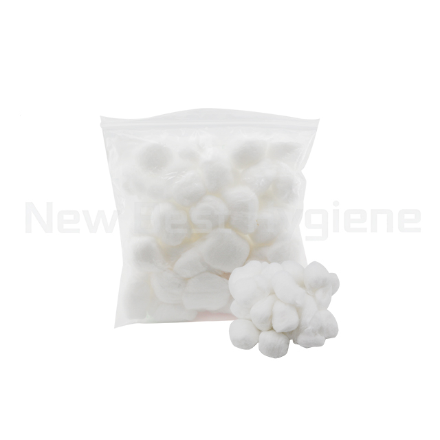 100% pure cotton cotton Ball